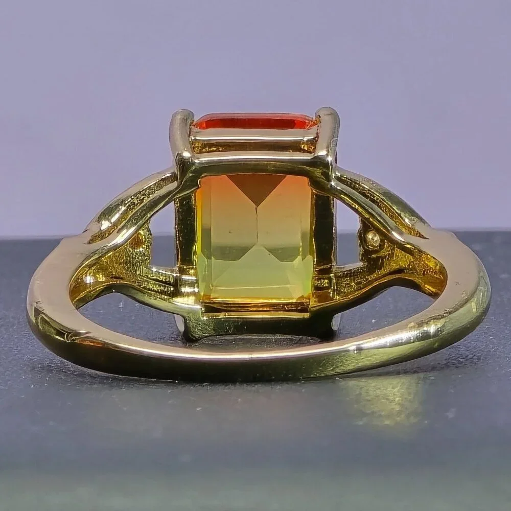Gradient Orange-Yellow Emerald Cut Solitaire Golden Ring Size 7‎ (NWOT)